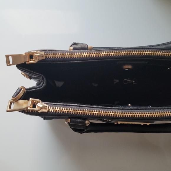 Black Gold Zip Saffiano Galleria Satchel Crossbody Top Handle Katie Judith Bag - Picture 5 of 12